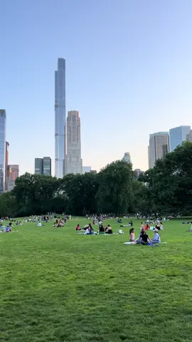 Central Park NY  🏞️ . . . . . . . . . . . . . . . . . . . . . . . . #nyc #centralpark #newyorkcity #photography #newyorker #manhattan #nyctravel #nyclife #manhattannewyork #manhattan 
