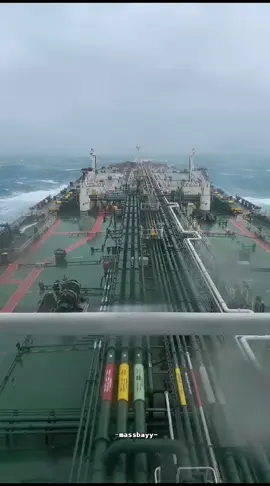 kenangan 2023 di laut china selatan dari malaysia tujuan china terkena badai typhone #pelautindonesia #pelautmuda #beranda #kapaloleng #trend  #pelautpunyacerita #pelautindonesia🇲🇨🇲🇨  #berandafyp #xyzbca #fypage #xyzbca #foryou #belitangpride #belitangokutimur 