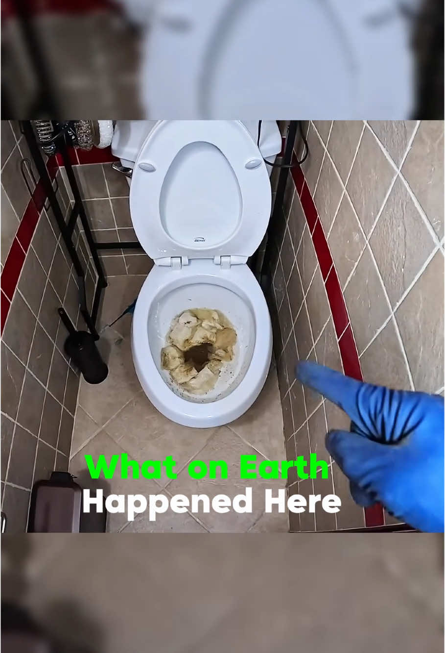 Toilet went from hell to heaven in just 60 seconds 🚽🤢 #drain #plumbing #clean #draincleaning #asmr #fyp #omg #amazing 