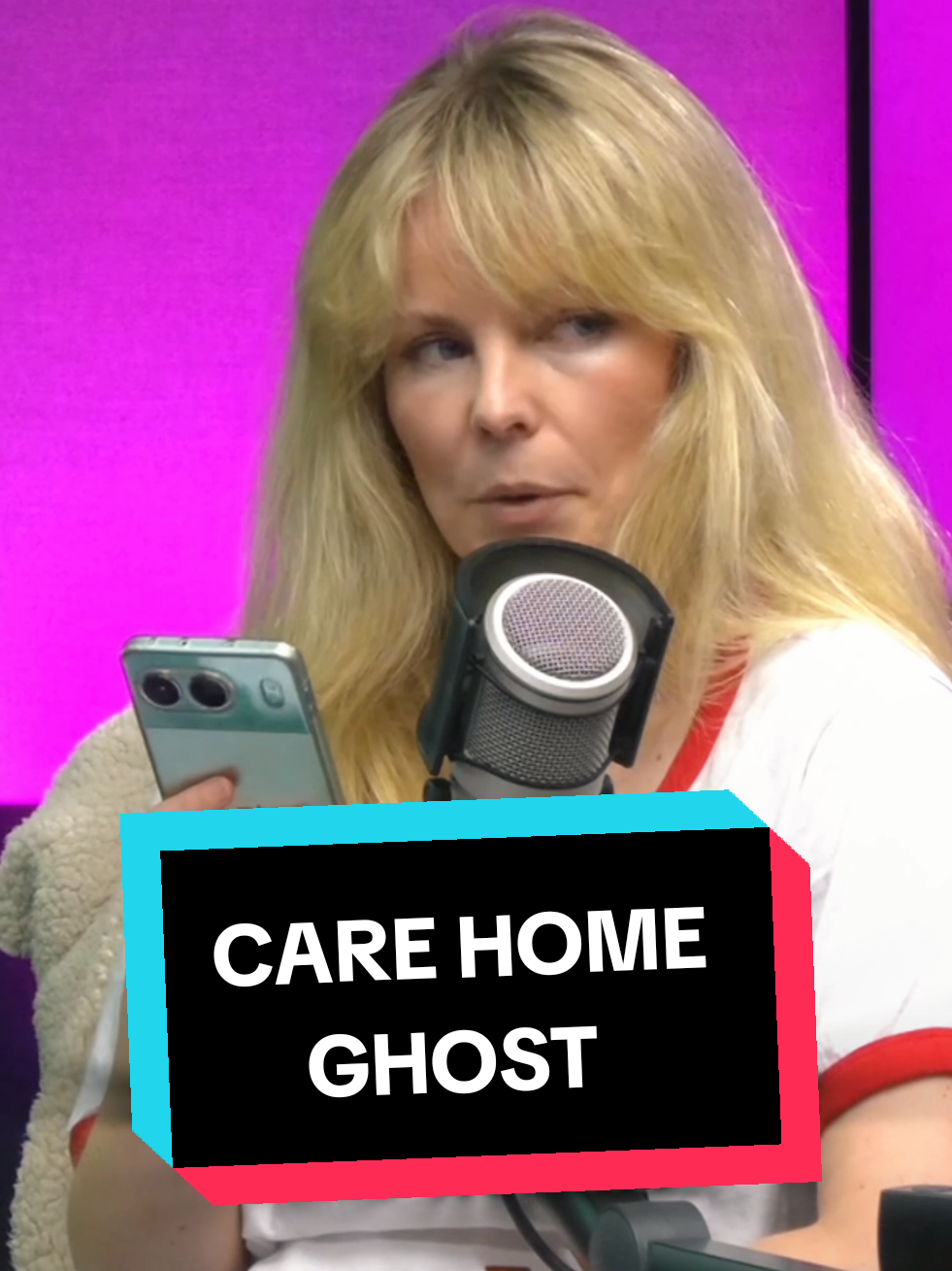 ghost in care home 😱😱 #ghosthuns #podcastclips #scarystories #paranormal #creepy #creepytok 