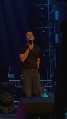 پایه میکروفونو انداخت😂🤍 تهران 🗓1404/3/16