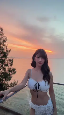 Lost in the sunset 🤍🌊🌅 #โอปอล์allin