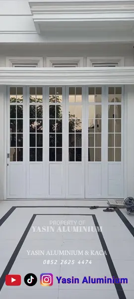 rekomendasi pintu sliding garasi  warna putih kaca one wai + ornamen #pintugarasi #pintugarasisliding #pintugarasialuminium #rekomendasipintugarasi#yasinaluminiumkaca #CapCut #fyp #orafypyowes #gas 