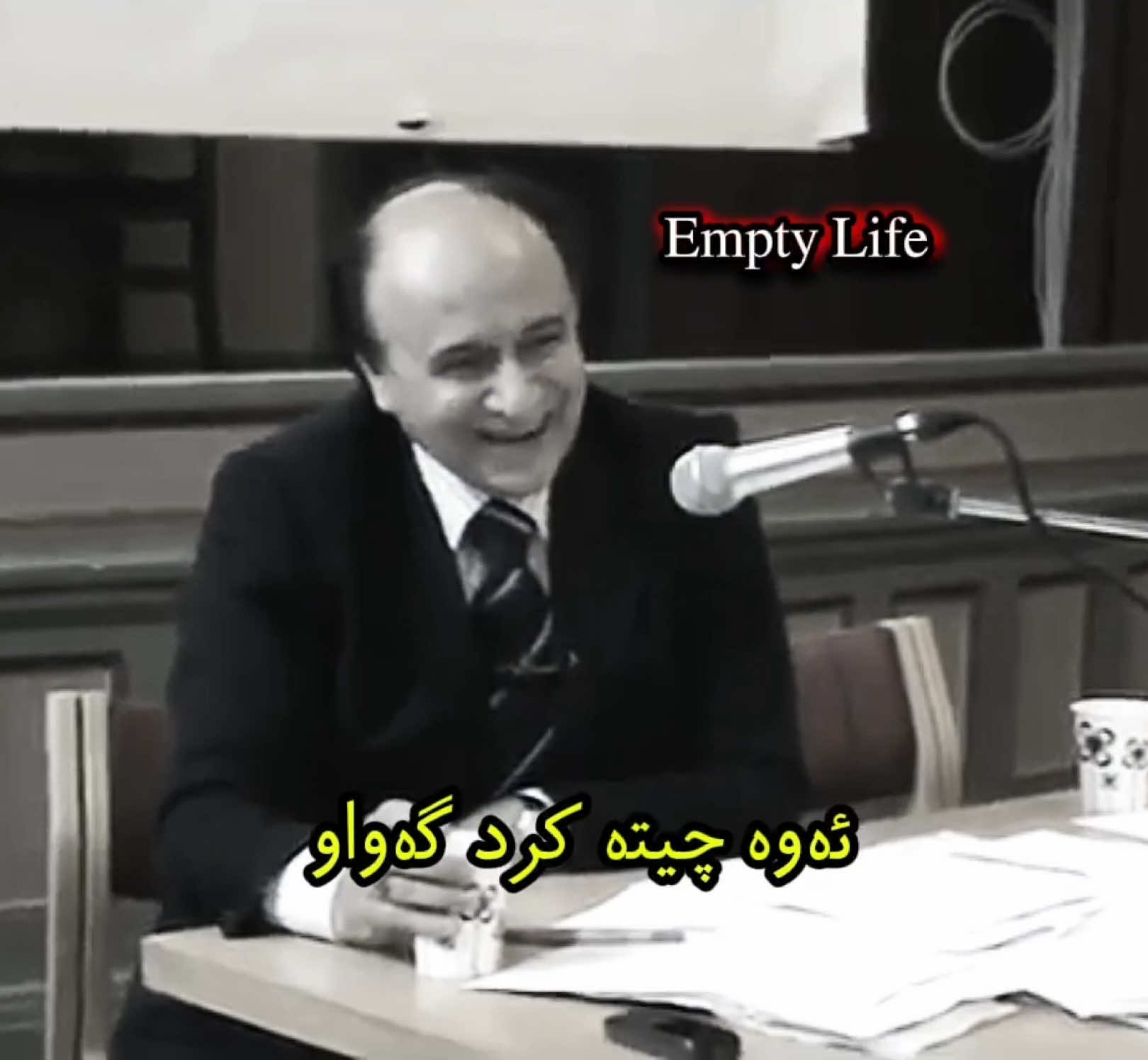 بیرمەندی گەورەی کورد شێرزاد حەسەن/ڤیدیۆی نەبینراوی/کوڕ و کچ/ئازادی/ژن #شێرزادحەسەن  #شێرزاد_حەسەن  #ئافرەت  #کوروکچ  #ژن  #ئازادی  #کۆمەڵگا  #کۆمەڵگە  #بیرمەندی_کوردی  #کۆمەڵگایی_ڪوردی  #sherzadhassan  #sherzadhasan 