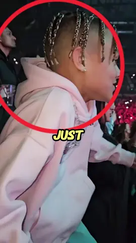 Chris Brown Surprises this fan kid backstage! #chrisbrown #fyp #rap #popculture #backstage