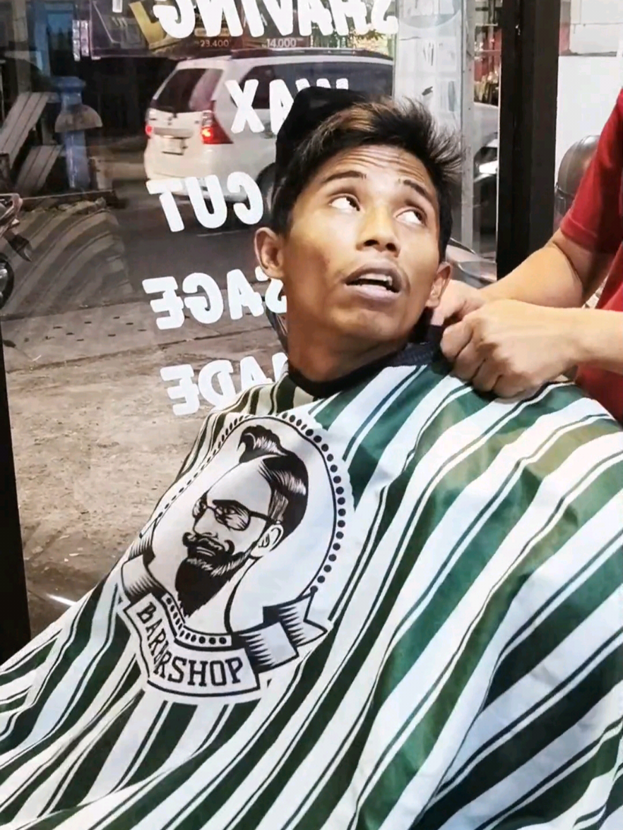 Potong rambut ala artis Korea  #syamdealova  #hairstyle #kingbarbershop👑 