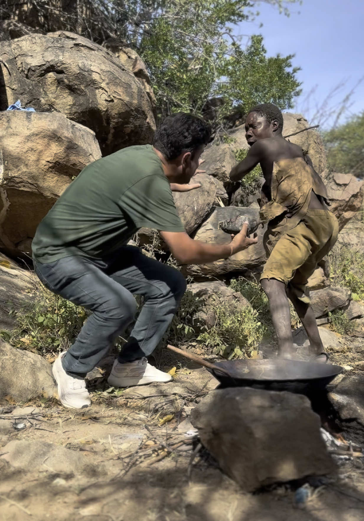 Told Chaba to wait… but he ate anyway! 😒🔥🍜 Tried stopping him from eating hot noodles straight from the pot, but nope—he got mad & still slurped it down!  And later he told me to get going…😅🔥 #HadzabeTribe #NoodleLover #TribalLife #TanzaniaTikTok🇹🇿 #IndiaTikTok🇮🇳 #USAonTikTok🇺🇸 #UKTikTok🇬🇧 #CanadaTikTok🇨🇦 #PhilippinesTikTok🇵🇭 #GermanyTikTok🇩🇪 #UAEonTikTok🇦🇪 #IndonesiaTikTok🇮🇩#noodletok #friends #brothers #FoodTok 