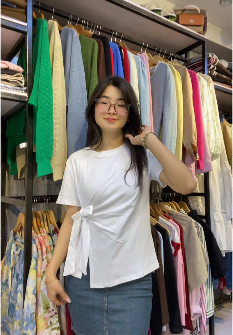 Side Knot T-shirt✨ Skirt Available 🫶 DM for order Delivery all over nepal🇳🇵 #fypシ゚viral #alley9 #citysquaremallalley9 #sideknottee 