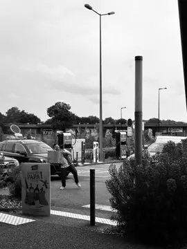 #humour #easycash #noiretblanc #trend #pourtoii #pov 