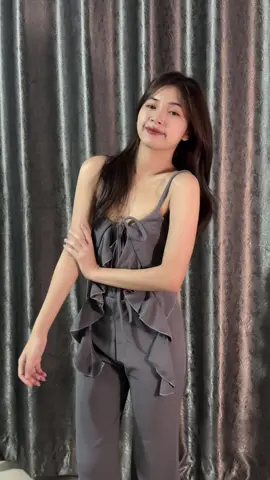 ชุดเซ็ต2ชิ้น สายเดี่ยวผูกหน้าแมงกะพรุน กางเกงขายาวปลายขากระดิ่ง🦋  #ชุดเซ็ทสวยๆ #ชุดเซ็ต #ชุดเซ็ท2ชิ้น 