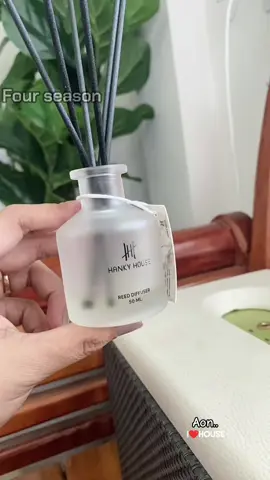 อยู่บ้านยังไงให้เหมือนฟิวอยู่โรงแรมหรู หอมอ่อนๆอยากอยู่บ้านทั้งวัน #hankyhouse #กลิ่นหอม #กลิ่นโรงแรมหรู #ห้องหอม #แต่งบ้าน #มินิมอล #น้ําหอมในบ้าน #ก้านไม้หอมปรับอากาศ #tiktokshop #ออนบอกแล้วนะ 