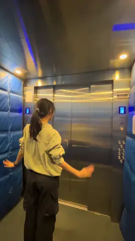 Open sesame 😍 #CapCut #陈土豆 #电梯 