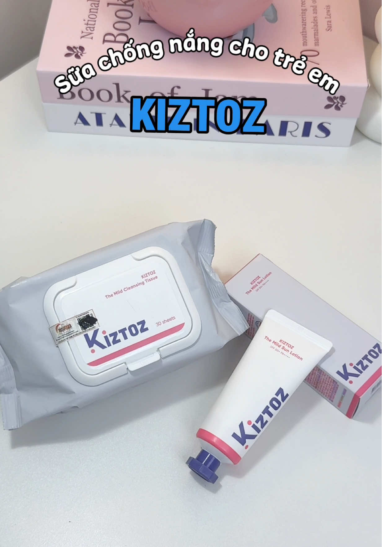 Mùa hè nắng gắt không thể thiếu kem chống nắng nhà @KIZTOZVN được, trợ thủ cứu cánh làn da non nớt của trẻ khỏi ánh nắng mặt trời #sunlotion #cleansingtissue #kiztozvn 