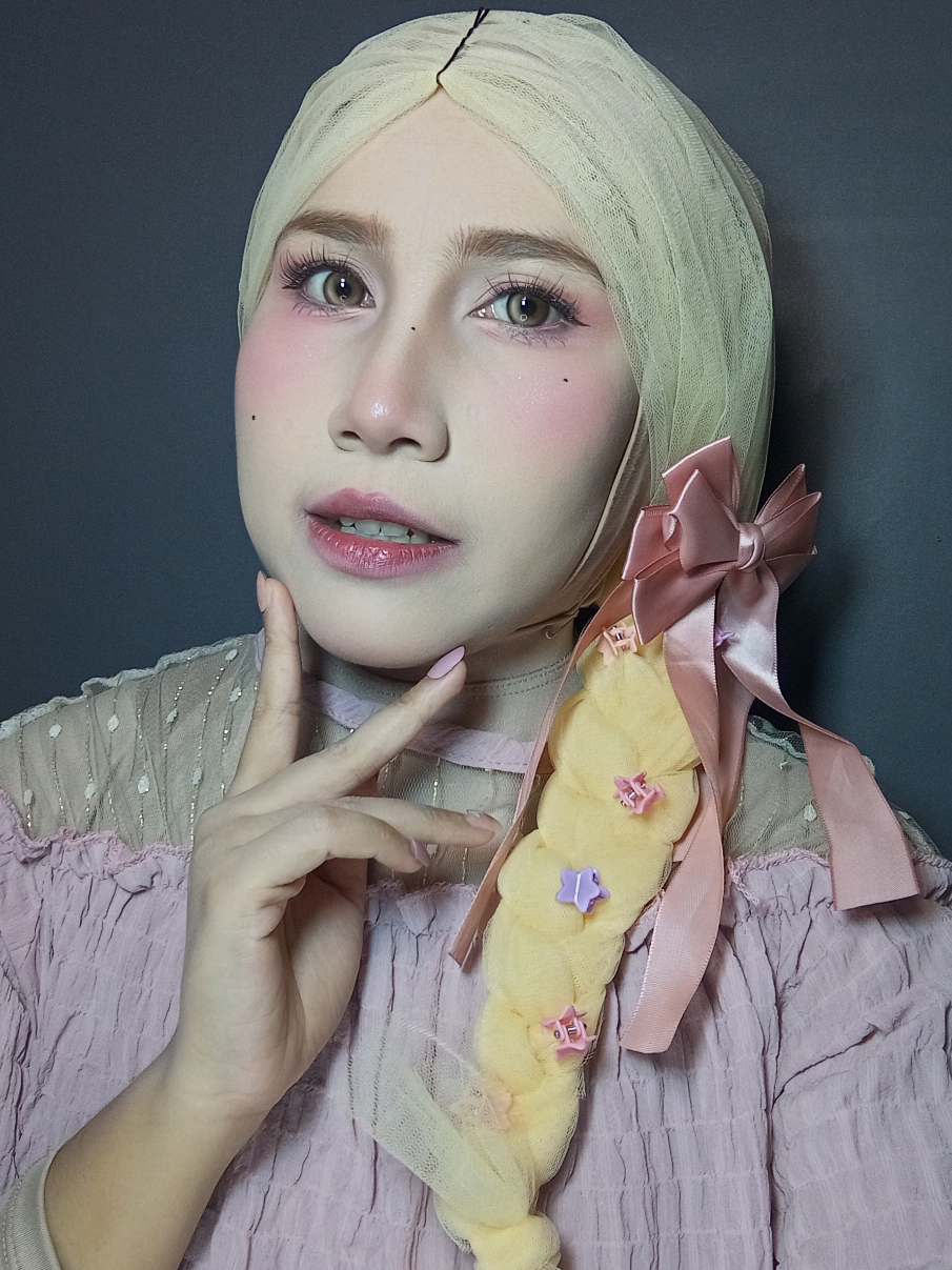 Ballerina pinkish 😗🩷 #makeupinspirasiballerina #recreatemakeup #transisimakeup #recreatealook #beautykontencreator 