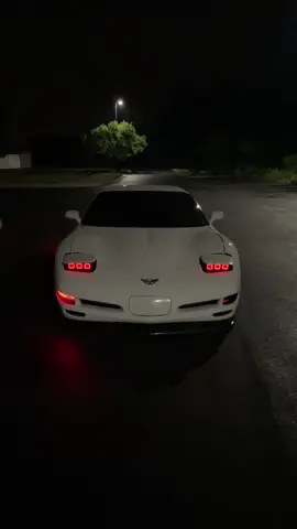 never let you know  #c5 #whitevette #chevy #whitec5 #vette #corvette #c5lights #carbon #rgb 