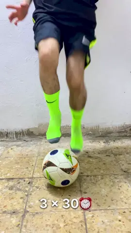 follow for more✅ . . . #footballer #footballskills #footballdrills  #footballtraining #football #soccertraining  #footballplayer #footballtime #soccerskills #footballdream
