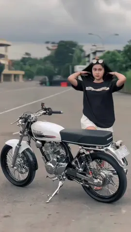 Pesona Cewek cb🔥🔥#cewekcb #cbindonesia #cewekcantik #4u #cb100indonesia #cb#trending #masukberandafyp 