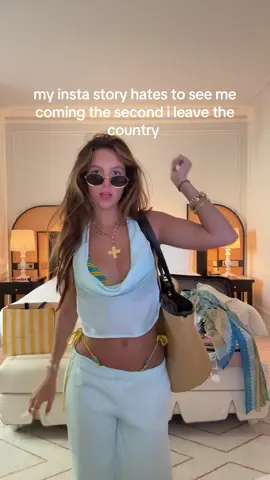 i have an issue with spamming my instagram story with travel and fashion pics 