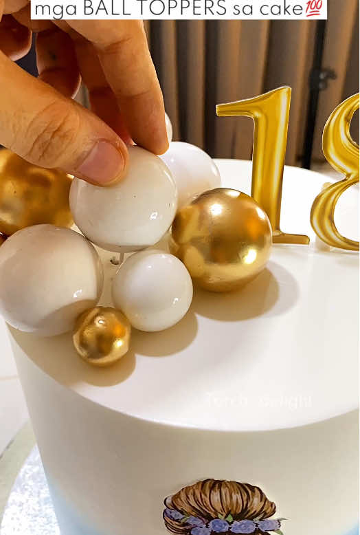 Cake beauties with NON-EDIBLE BALL TOPPERS💯✨ #cake #cakedecorating #balltoppers #caketoppers #cakedecor #cakeartist #cakedecorator #homebakerph #bakerph #bakeryowner #bakersoftiktok #bakinglover #newbiebaker 