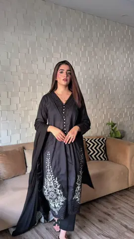 Eid fit check -- insta: iduamarium