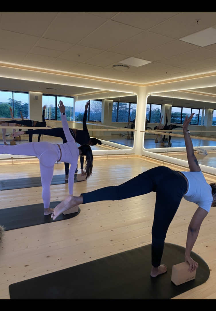 Yoga @ Alchemy Studio ✨  📍Dunkeld West Shopping Centre  #yoga #fyp #yogalove #yogateacher #yogaflow #f 