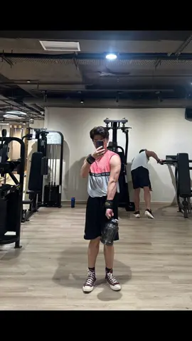 Back to business 🏋️  #gym #Fitness #macautiktok🇲🇴 #nepali #fyp #fyp @Flex Fitness Macau 