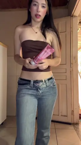 tomando banho de perfume  #wepink #perfumetiktok #fyp #tiktok 