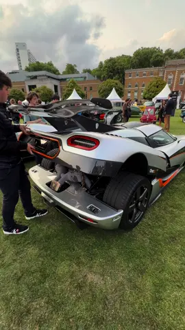 One:1 🩶🧡 #koenigsegg #agera #hypercar #spotsbyalexx #caredit #fyp #carstiktok #carspotting #viralvideos #careditsounds #wealth #Lifestyle #rich #sportscar 