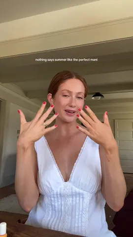 I’m living for all the summer nail colors from @Dazzle Dry right now!! #nailinspo #summernails #dazzledrypartner #dryin5