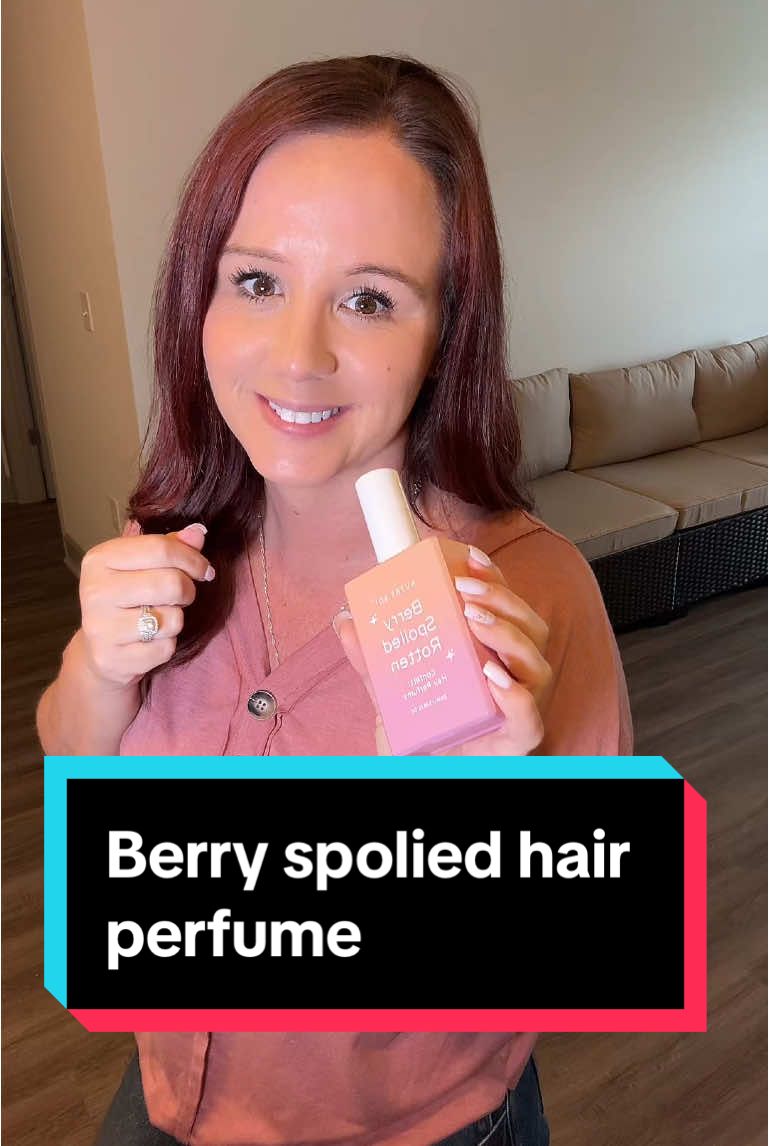 It smells so good. I'm so glad I got my hands on it before it sold out again. #HairPerfume #hair #hairtok #smellgood @AUTRE SOI 