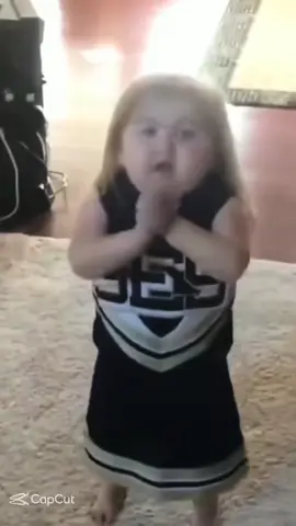 Il est encore découragé de la trend 🥲 #trend #claptrend #cheerleader #haha #teamgv 