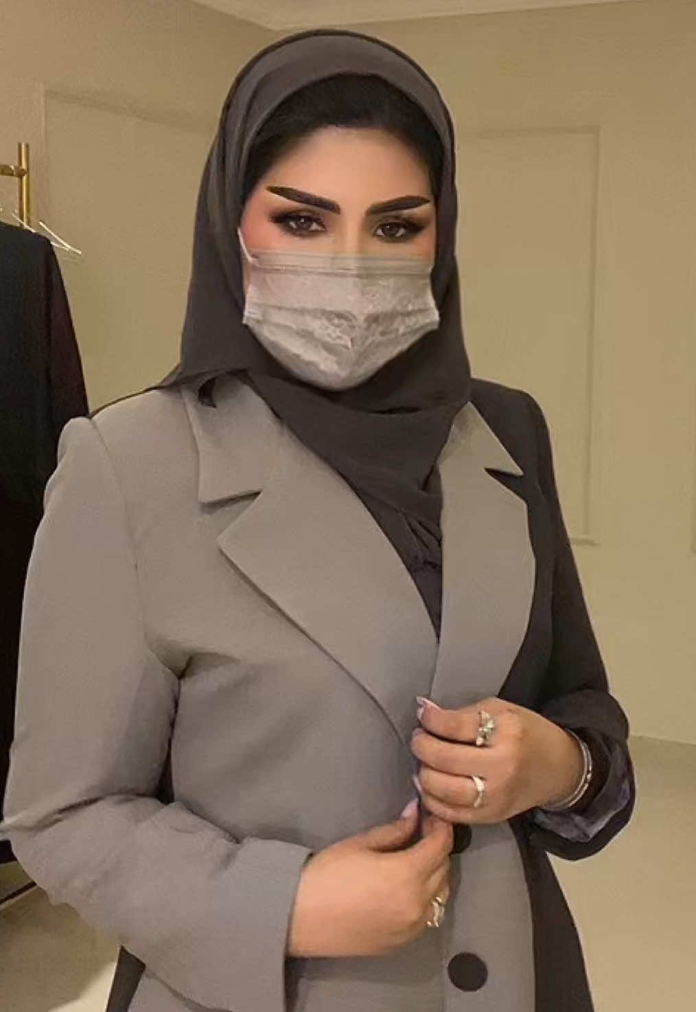 #عبايات_فخمة   #عبايات #عبايات_بليزر 