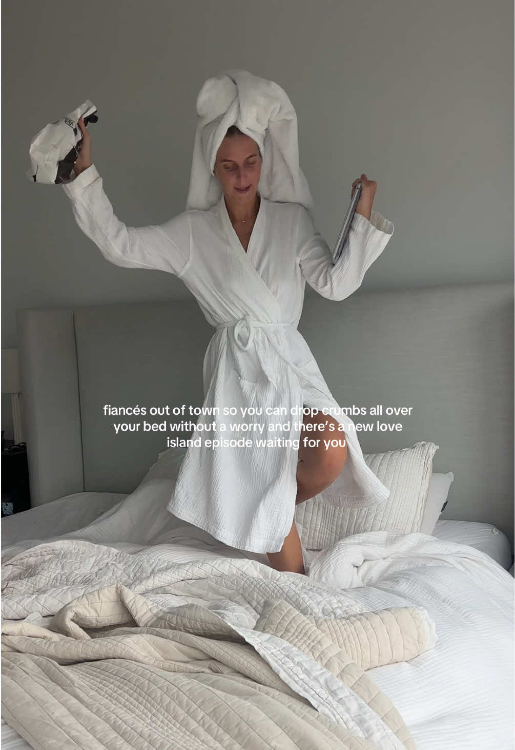 what a perfect Saturday. #loveislandusa #jimmyjohns #saturdayvibes 