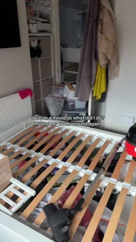 Hahahaha been in my drafts so long I’ve lost 3 stone since then but I feel a rearrange coming soon😭🤣🤣🤣  #mood #rearrangemyroom #weightloss #fyp #relatable 
