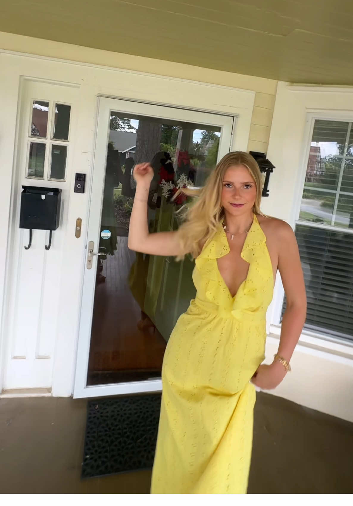 little wedding guest momenttttt⭐️💚💙 #transition #weddingguest 