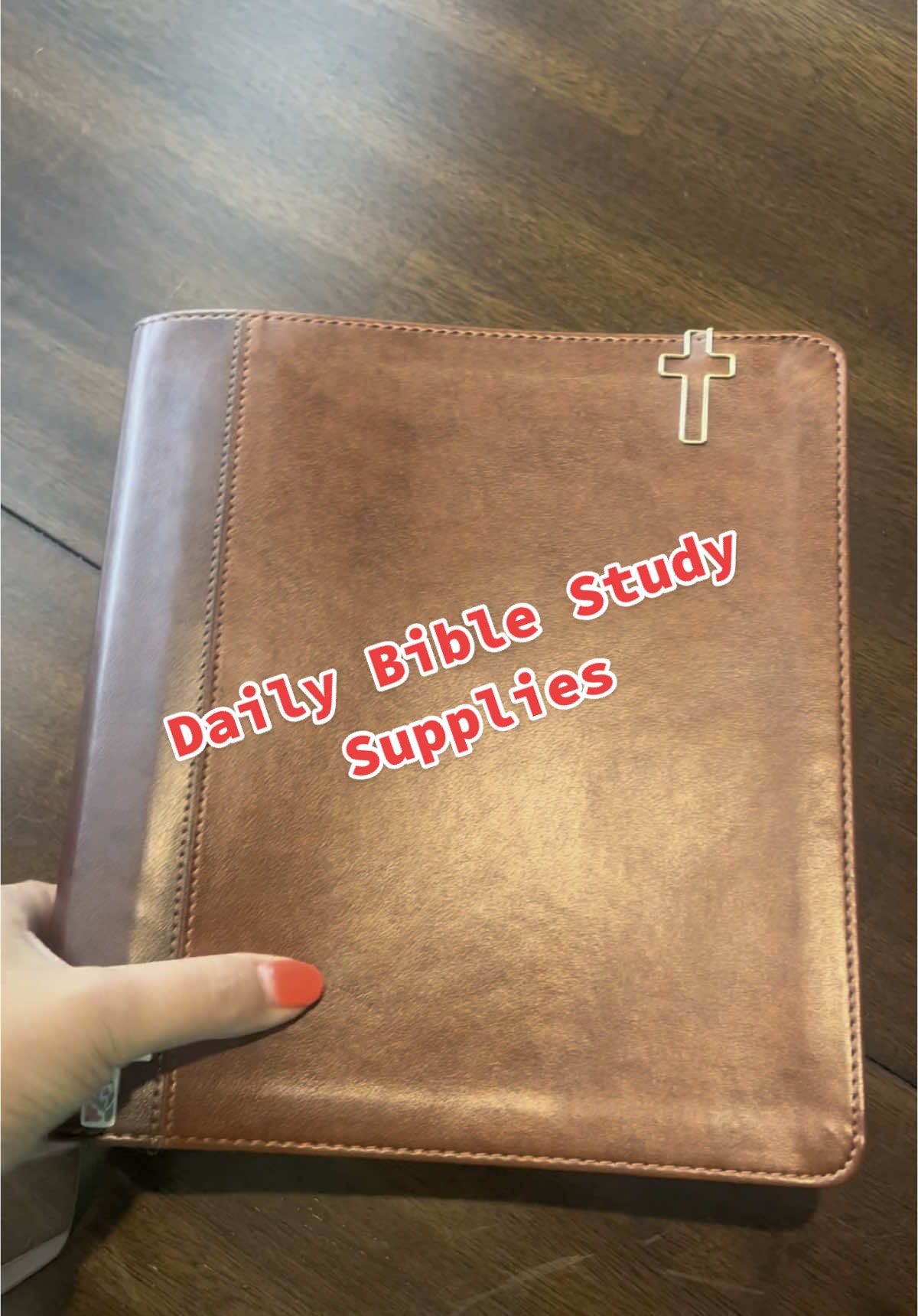 Daily Bible study must haves!! #biblestudy #biblejournaling #drawingclosertogod 