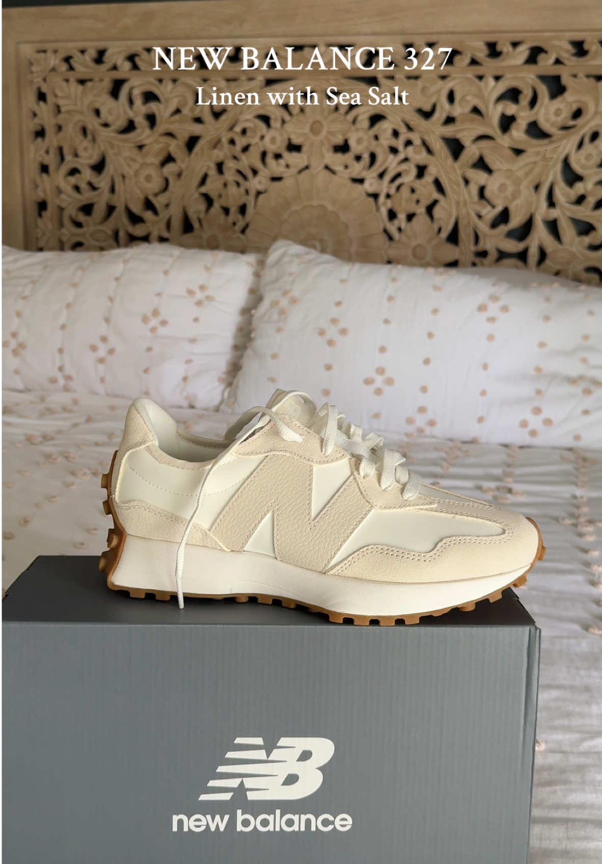 These 327 are so comfy & the color is perfection ✨ @New Balance #newbalance #newbalance327  #womenssneakers #sneakers #fashion 