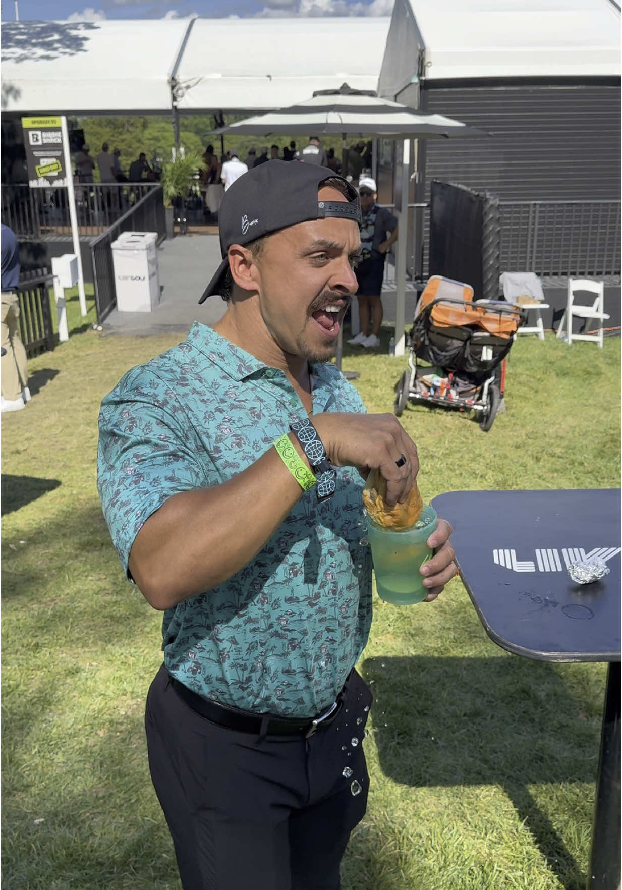 Get in the hole @Bubba Watson  @LIV Golf #livgolfvirginia 