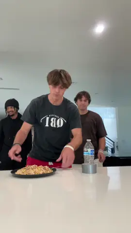 He just needed the food to be gone @Carson Genal @Korie Mckennedy 