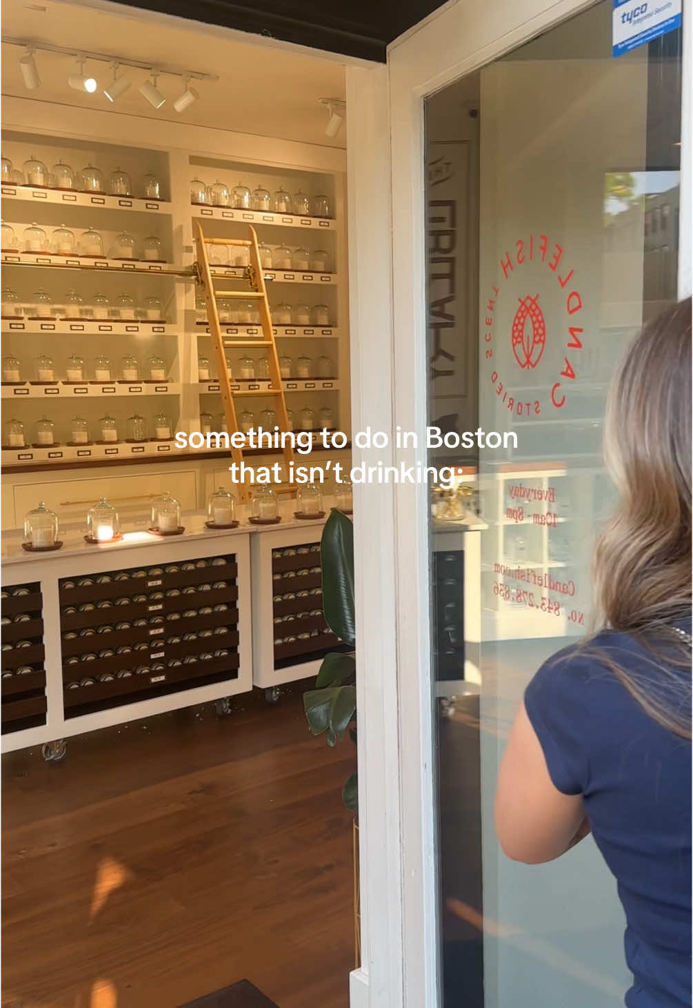I love switching up my GNOs @candlefishchs #boston #thingstodoinboston #bostonactivities #bostontiktok #candlemaking 