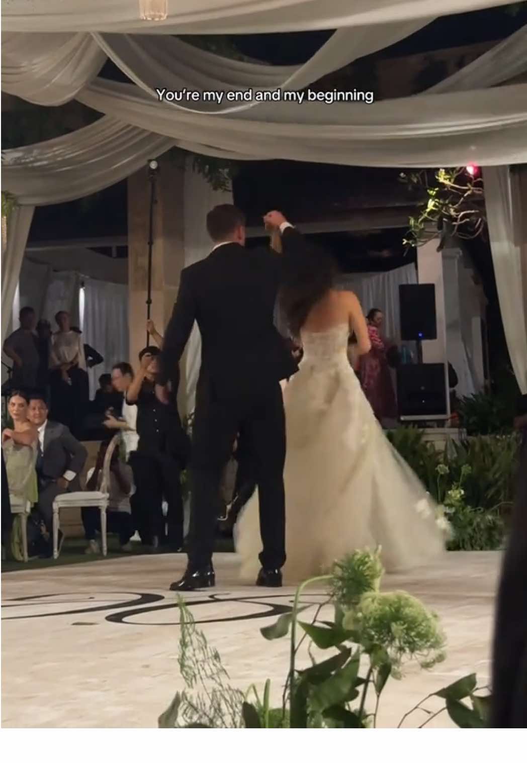 My forever love. ❤️ #wedding #weddingdance #weddingday #brideandgroom #justmarried #weddingreception #foreverlove 