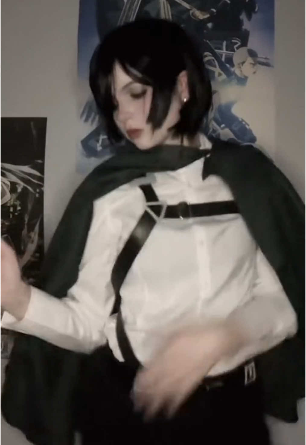 wth happened to the quality #mikasaackerman #AttackOnTitan #attackontitanseason4 #mikasacosplay #lyxche #snk #erenjaeger 