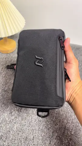 Membalas @Whyu soft spoken kaka bisa ambil tas dompet ini ya dan setiap pembelian sudah include tali panjang serta tali pendek #tasdompet #tastangan #tasselempang 