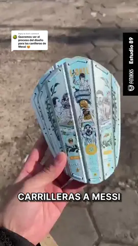 Replying to @Ave  Hoy cumplimos el sueño de cualquier pibe que le gusta el fútbol, llegar a Messi de alguna manera. Aquel héroe que mirábamos por la TV y que nunca pudimos entender como había tanto talento en una sola persona. Llenos de nervios, emoción y alegría llegamos a un resultado de diseño del que estamos muy orgullosos, y su reacción al verlas, es una imagen que nunca vamos a olvidar. Gracias por tu humildad de siempre leo te amamos Colaboración con Michel Boero en Estudio 89 Gracias @tomi.machuca y fenikks por la oportunidad 💚