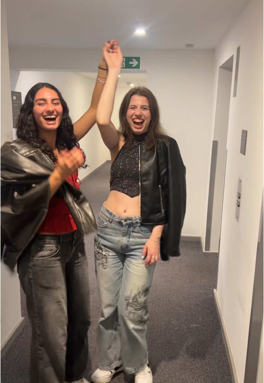 we’re the cutest @tal #fyp #spin #trend #outfit #fitcheck #friends #relatable 