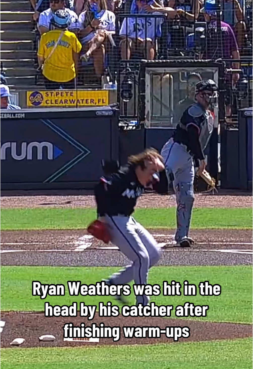 Weathers was able to pitch after being hit in the head in the first inning. (via @MLB, @FanDuel Sports Network) #MLB #baseball #mlbbaseball