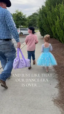 This was our last big event, before we could hit the road full time. 🥹 #dancemom #momlife #mom #fulltimetravel #fulltimervliving #rvlife #fulltimerv #fulltimefamilies 