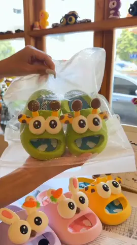 cakep banget, stock ready cek keranjang kuning #sandal #sandalanak #sandalanaklucu #sandalanaklucumurah #fyp 