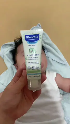 4 months of using this baby face cream🥰 nakakasoft talaga ng face ni baby #mustelaphilippines #mustela #hydrabebefacialcream #babysoftiktok #babyessentials #nestingmommas #babymusthaves 