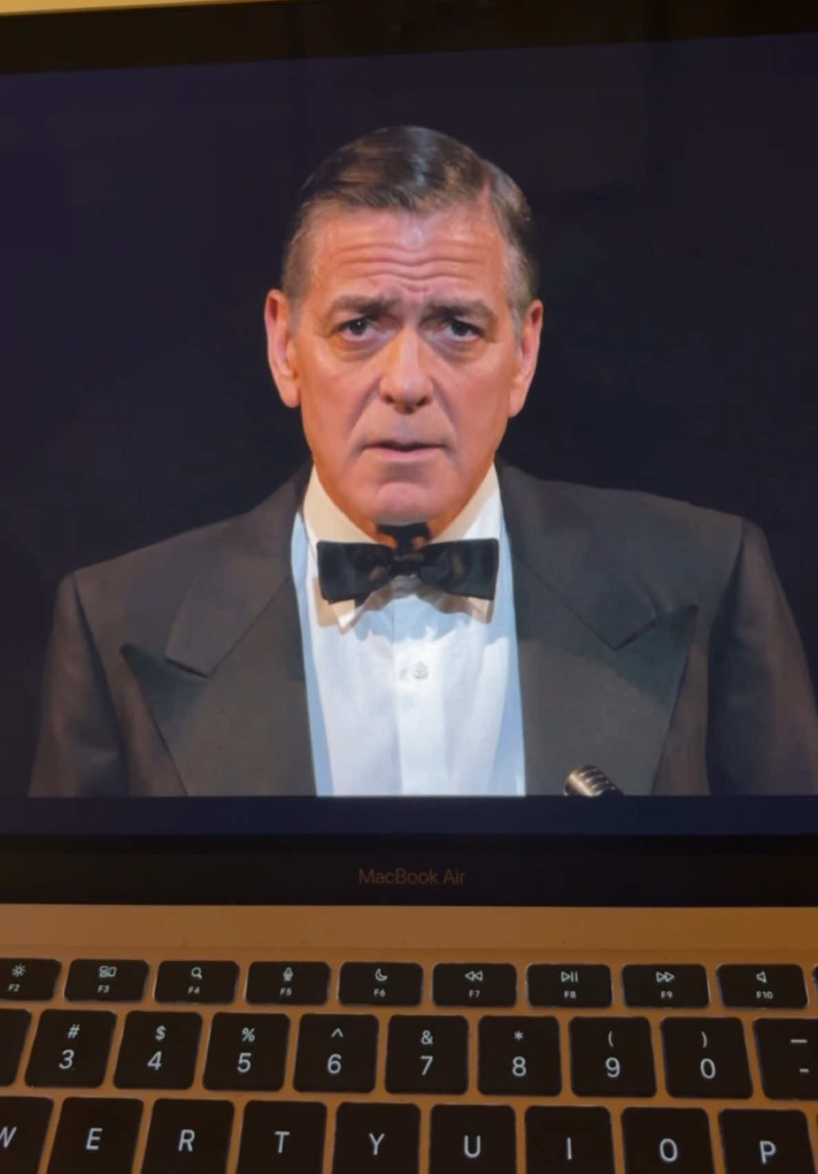 Congratulations to the team of “Good Night and Good Luck” on a deeply resonant and impressive  production and initiative. #broadway #goodnightandgoodluck #georgeclooney 